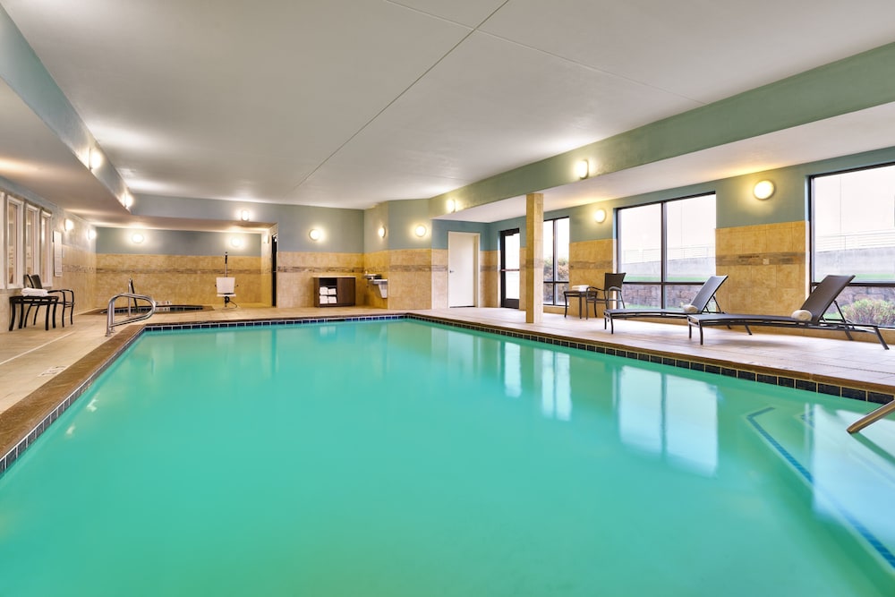 Holiday Inn Express Hotel & Suites Helena by IHG - photo 30