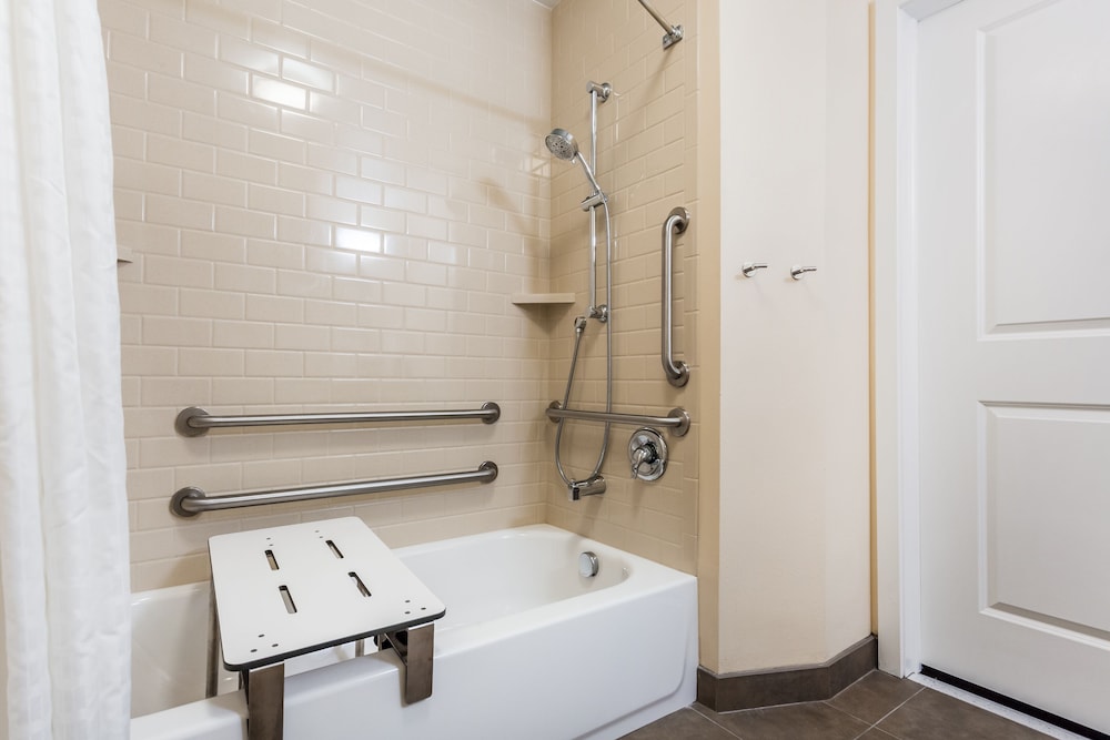 Candlewood Suites Bensalem Philadelphia Area by IHG - photo 25