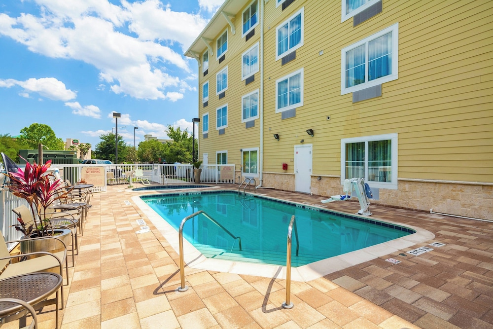 Towneplace Suites Marriott Jacksonville Butler Boulevard - photo 15