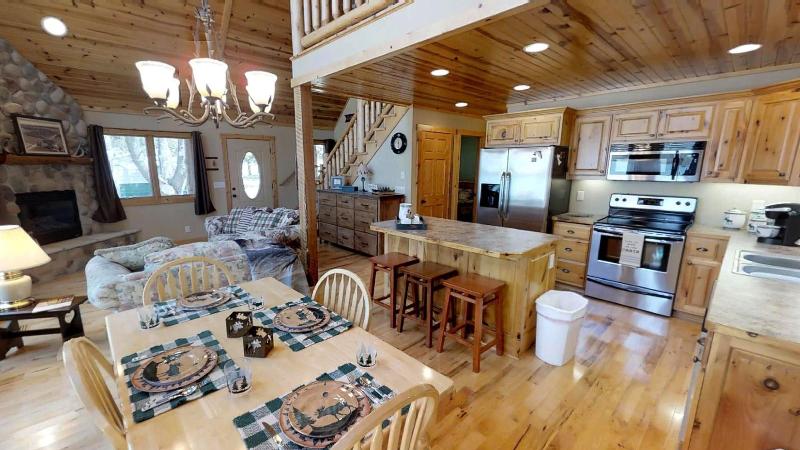 Lakefront Hideaway - photo 33