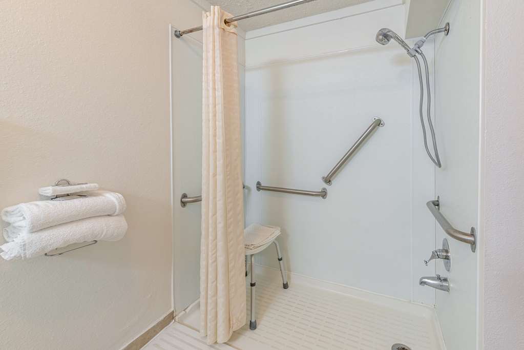 Motel 6 Mansfield OH - photo 19