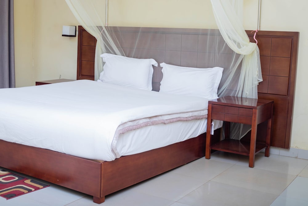 Linde Hotel — Mponela — photo 2