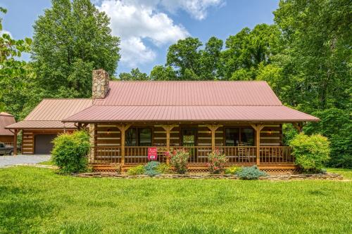 4 Paws Lodge — 4-Star Luxury Hotel in Sevierville, United States