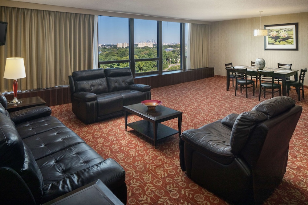 DoubleTree by Hilton Cherry Hill Philadelphia - photo 14