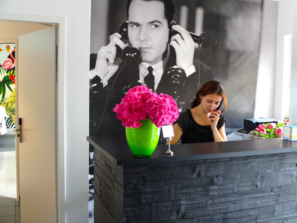 Check-in/Check-out Kiosk