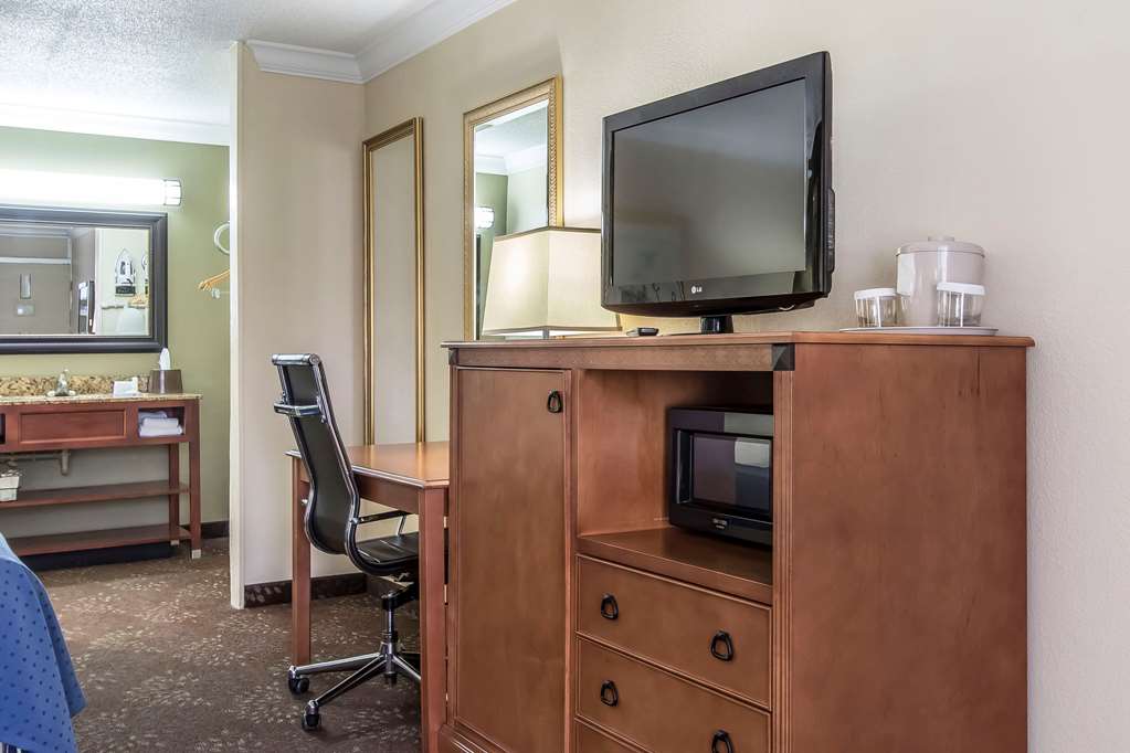 Clarion Inn Morgan City - photo 18