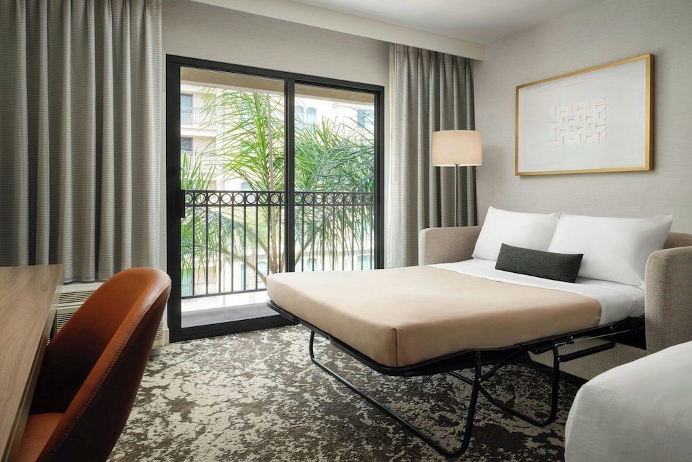 Courtyard by Marriott Pasadena Old Town - photo 21