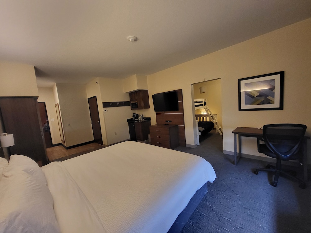 Holiday Inn Express And Suites Miami - photo 10