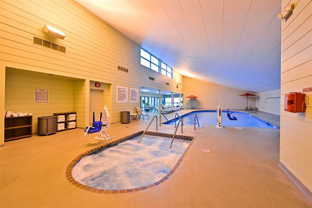 Radisson Hotel Madison - photo 17