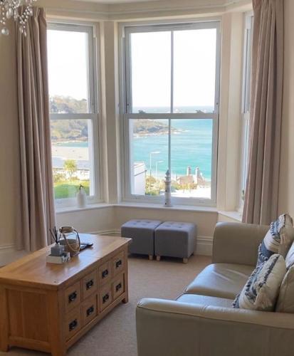 Fairfield Apartment — 4-Star Luxury Hotel in St Ives, United Kingdom