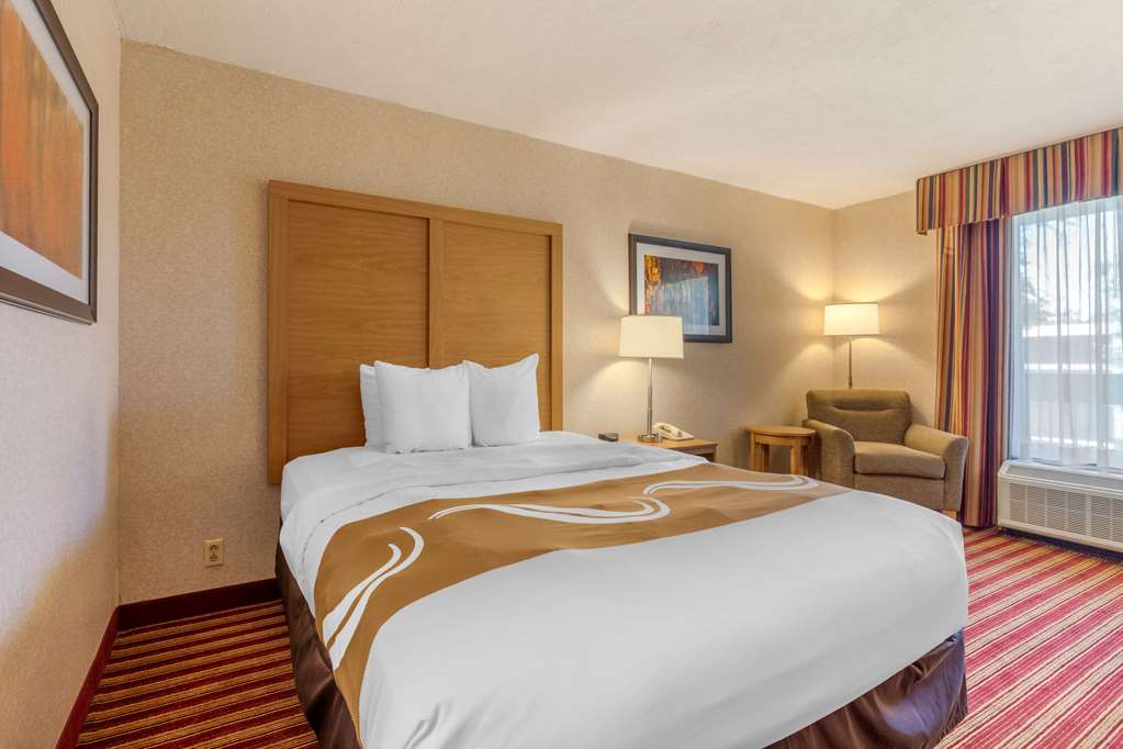 Quality Inn Exit 4 - photo 33