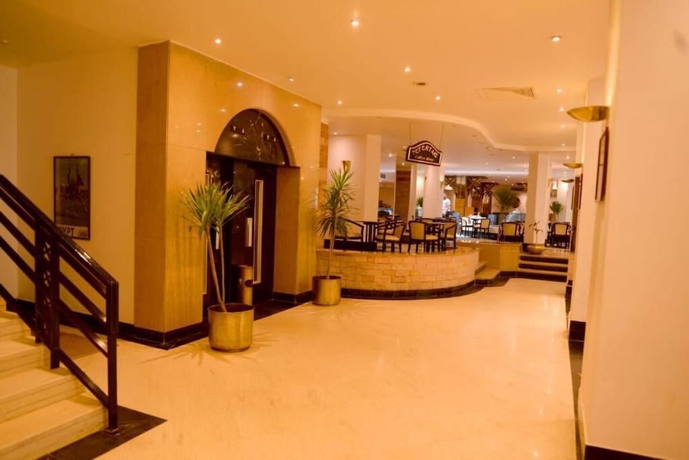 Cleopatra Hotel — Aswan — photo 2