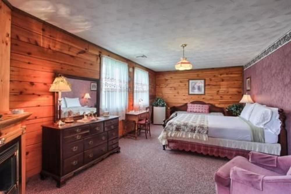 Berry Patch Bed and Breakfast - photo 13