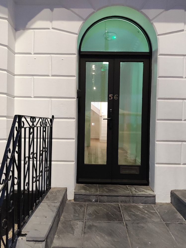 Lavish Collections in Great Yarmouth, United Kingdom