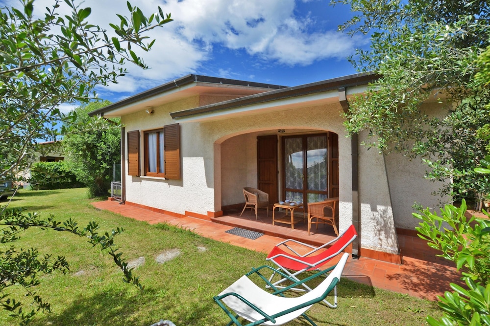 Casa Rosalba Happy Rentals — 4-Star Luxury Hotel in Pietrasanta, Italy
