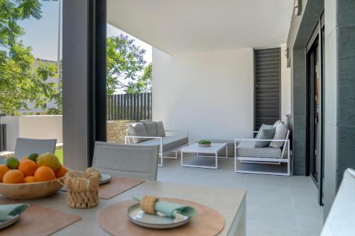 Rennes Arenal Playa 3 — 4-Star Luxury Hotel in Javea, Spain