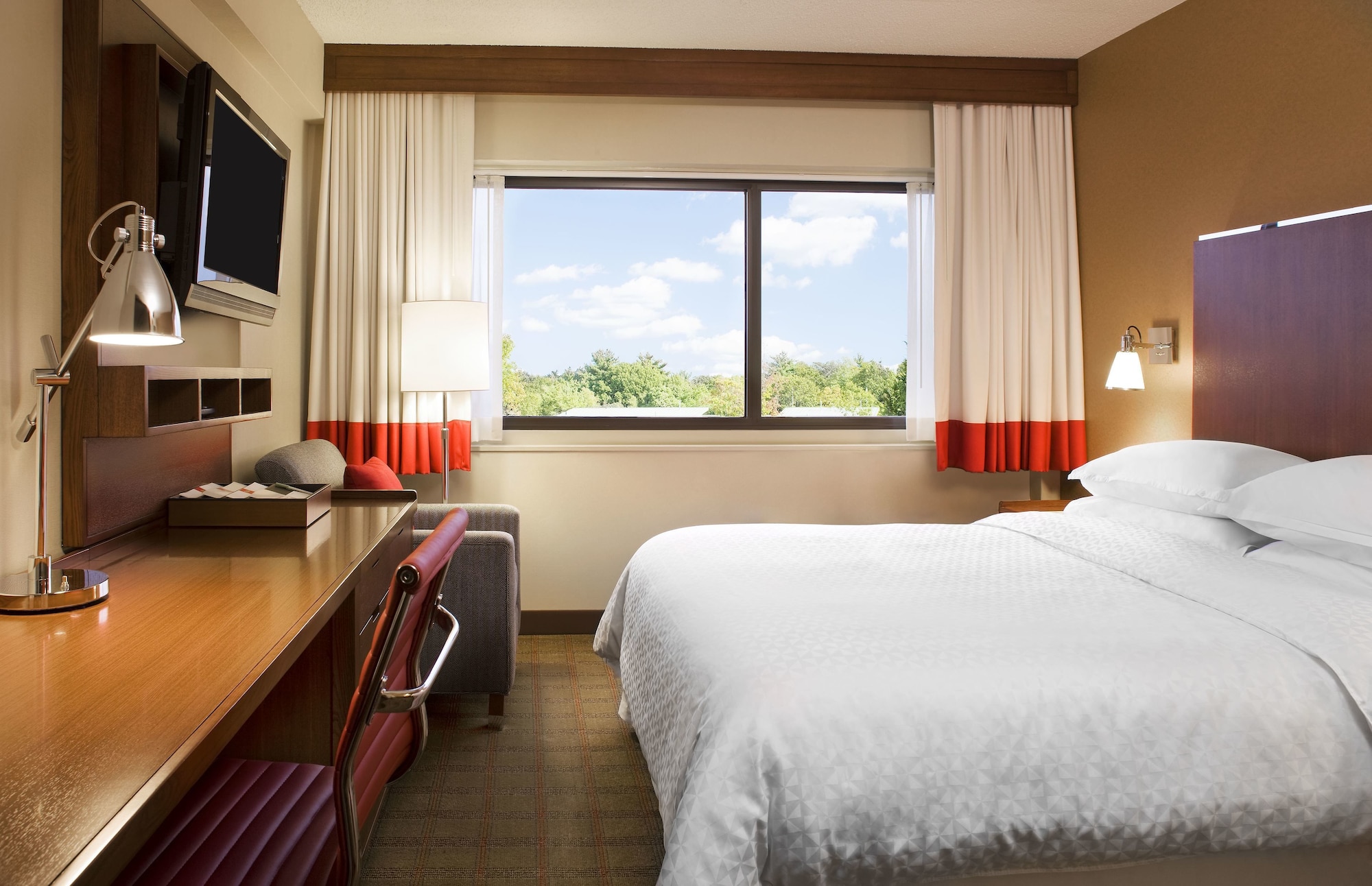 Four Points by Sheraton Cleveland Airport - photo 28