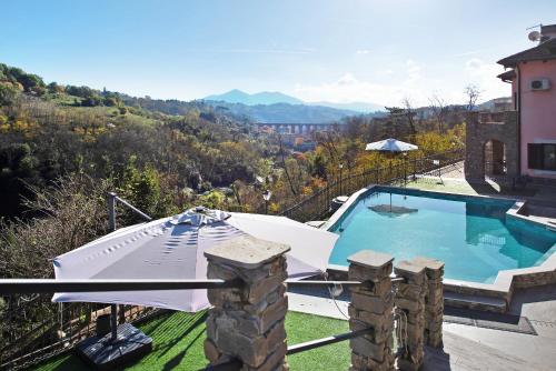 Baia di Campo — 4-Star Luxury Hotel in Campomorone, Italy