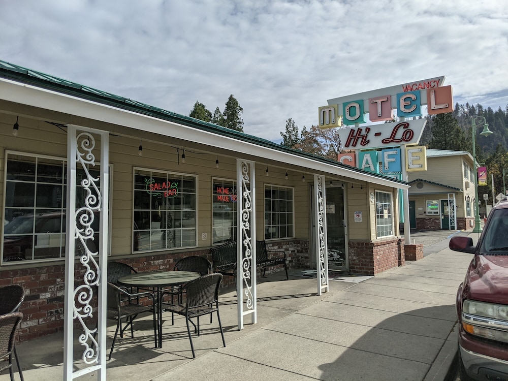 Hi Lo Motel Cafe and RV Park - photo 51