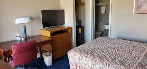 Brooks Motel - photo 2