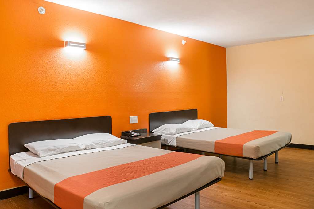 Motel6 New Orleans LA Near Downtown - photo 9
