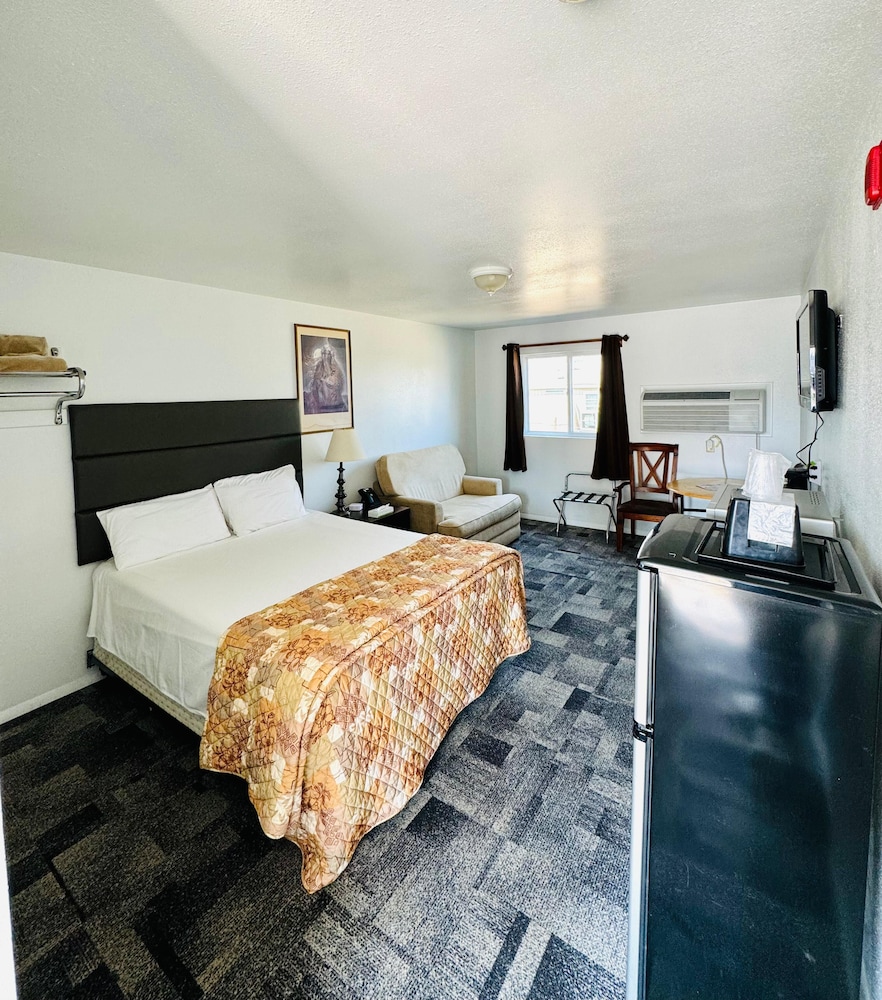 Americas Best Value Inn Salmon - photo 7