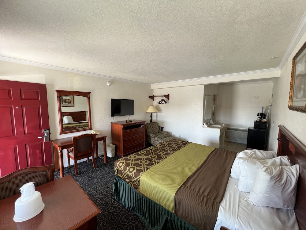 Americas Best Value Inn Hanford - photo 4