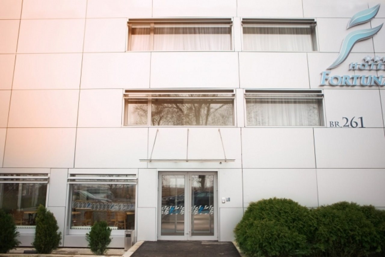 Garni Hotel Fortuna — Zemun