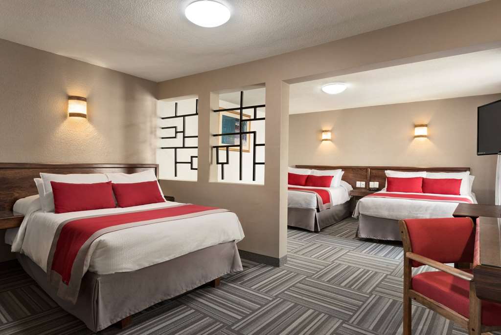 Guest room