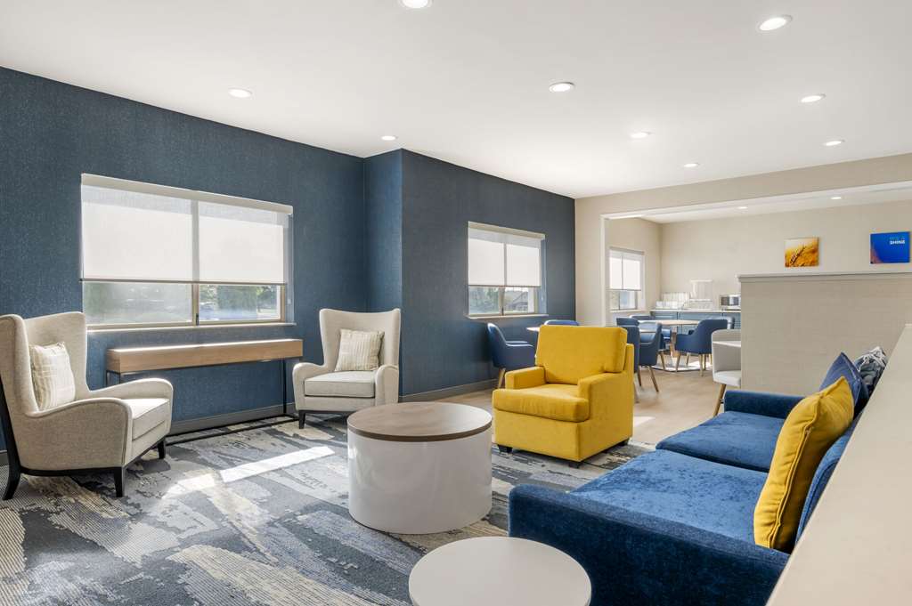 Comfort Inn Kendallville IN - photo 7