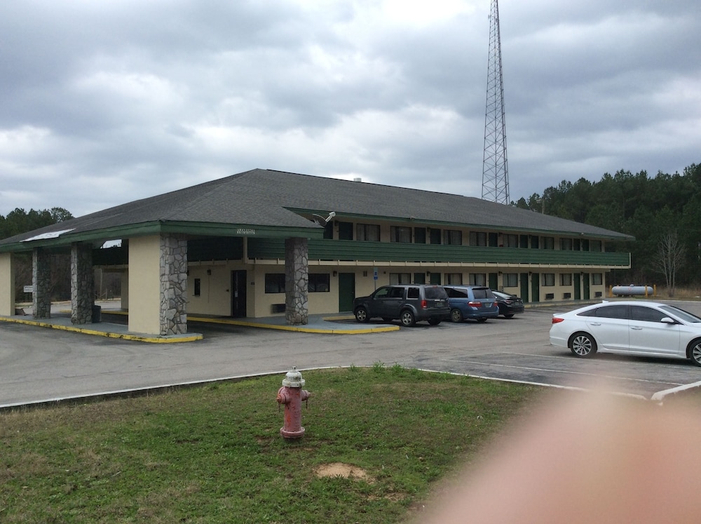 Days Inn by Wyndham York Alabama - photo 35
