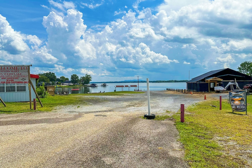 Weiss Lake Motel - photo 24