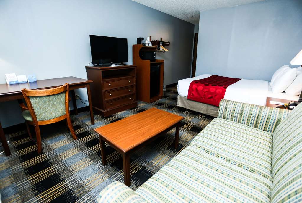 Super 8 by Wyndham Villa Rica - photo 14
