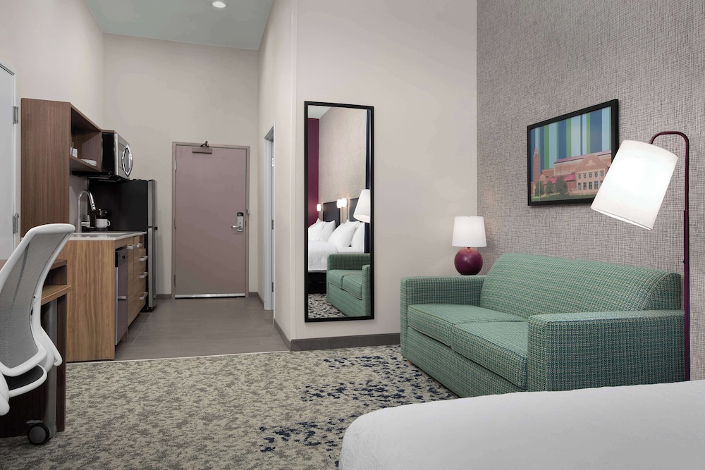 Home2 Suites by Hilton Lubbock University - photo 10