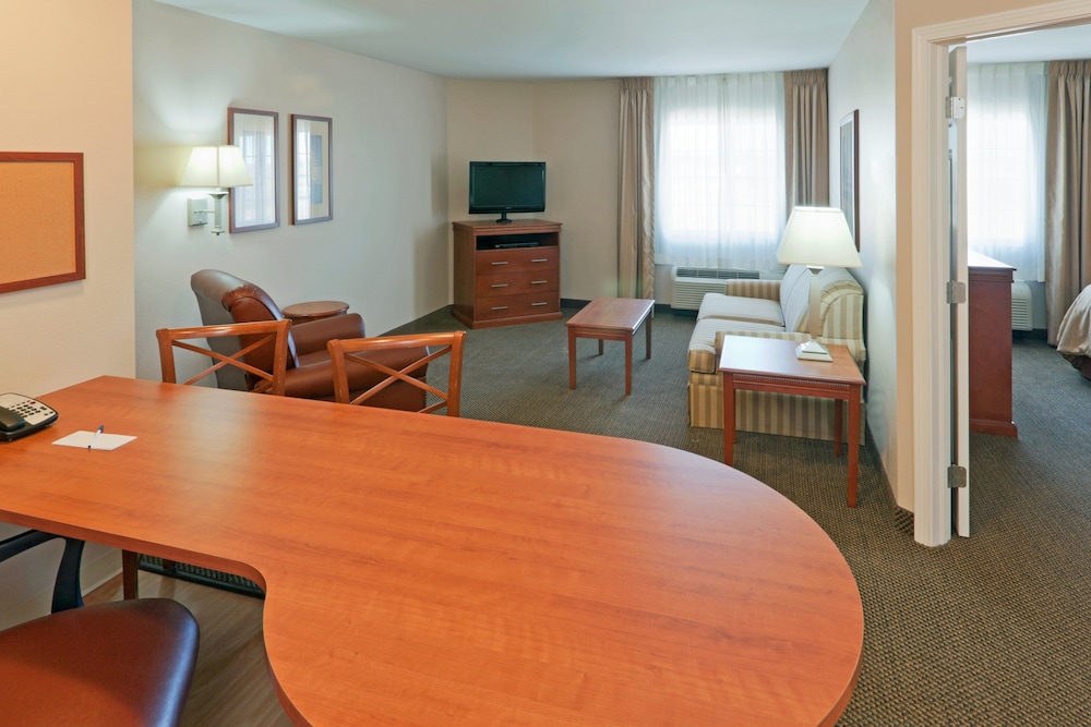 Candlewood Suites Gillette by IHG - photo 8