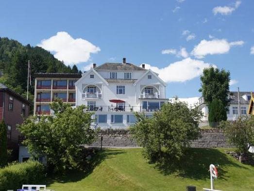 Midtnes Hotel in Balestrand, Norway