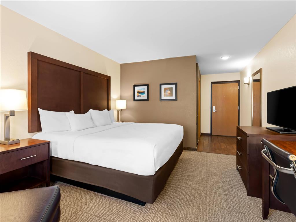 Comfort Inn & Suites Munising Lakefront - photo 15
