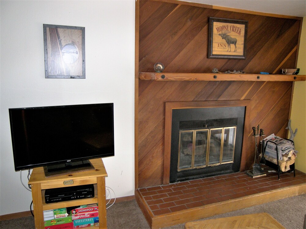 Snowscape 2 Bed 2 Bath - photo 46