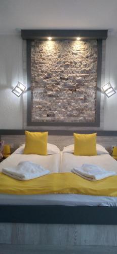 Pensiunea Roberto — 4-Star Luxury Hotel in Sovata, Romania