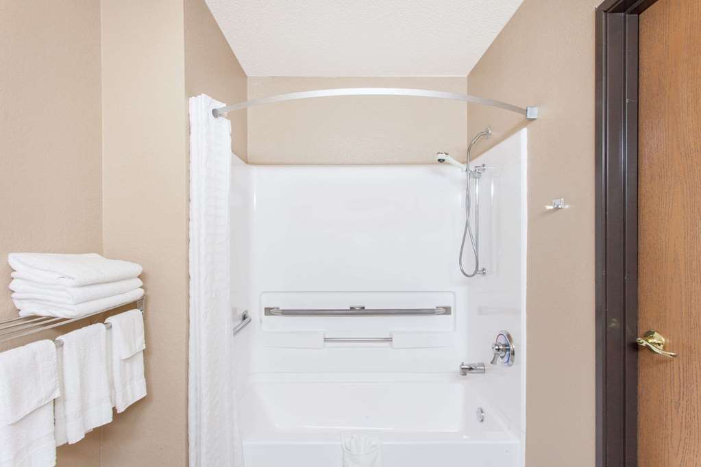 Super 8 by Wyndham Norton VA - photo 7