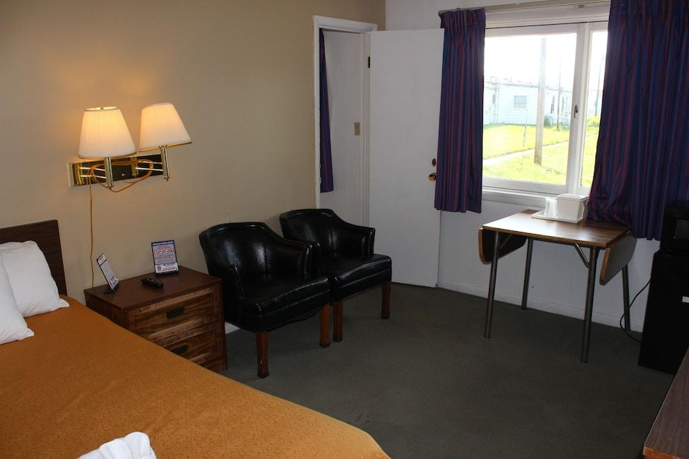 Mecca Motel - photo 11