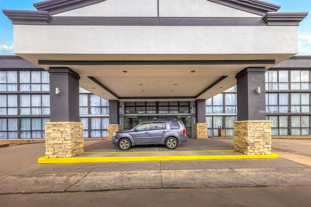 SureStay Plus Hotel by Best Western Kansas City Northeast - photo 30