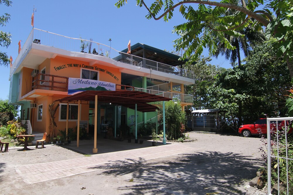 Medano Island Resort in Mambajao, Philippines