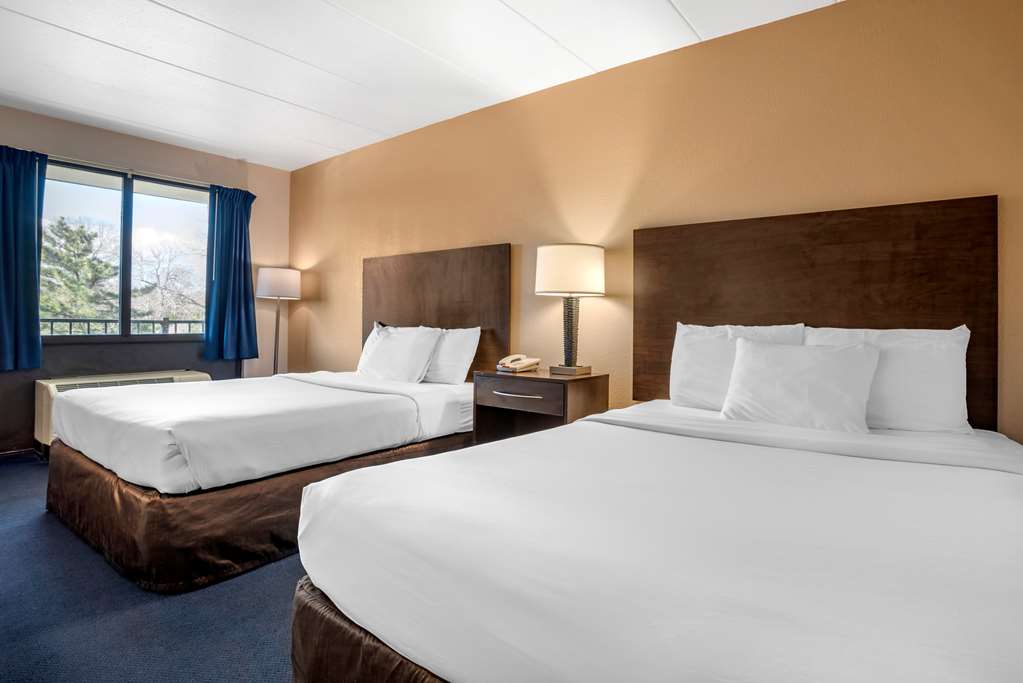 Econo Lodge Inn & Suites Rehoboth Beach - photo 24