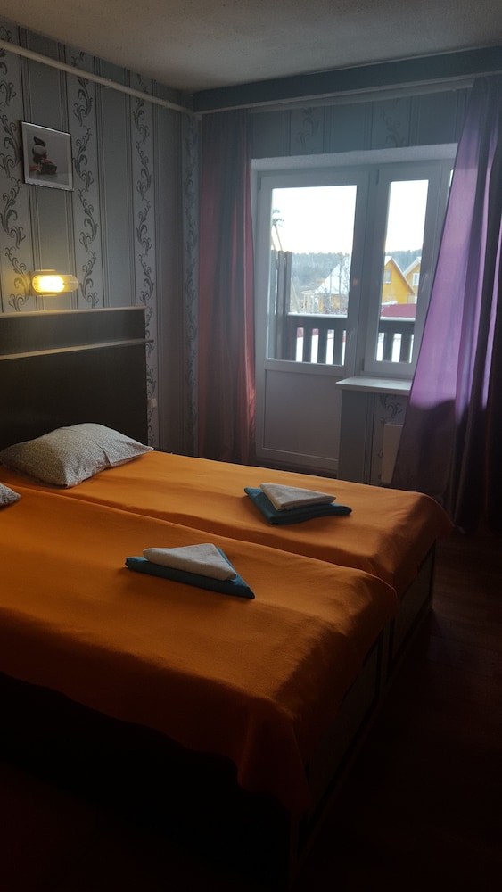 Drive Park Ladoga — hotel in Berezovo