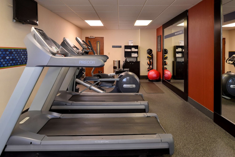 Hampton Inn Henderson - photo 29