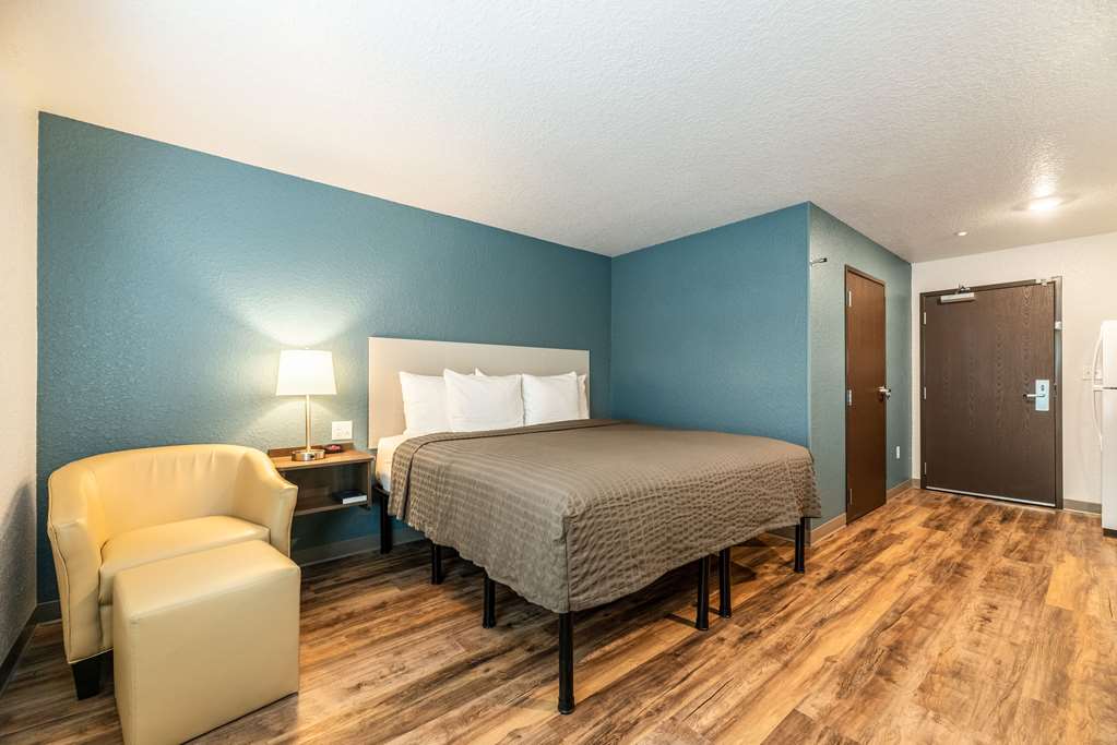 WoodSpring Suites Sanford North I 4 Orlando Area - photo 12