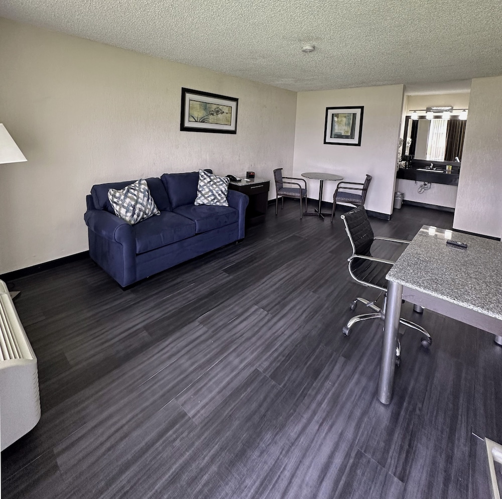 Magnuson Grand Sebring North - photo 20