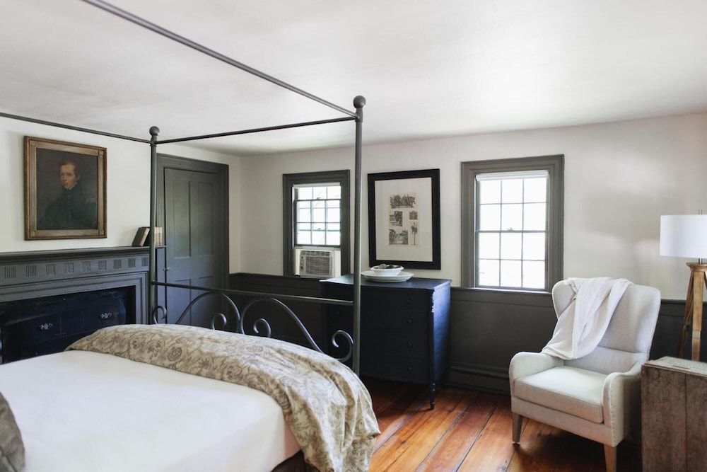 The Squire Tarbox Inn - photo 9