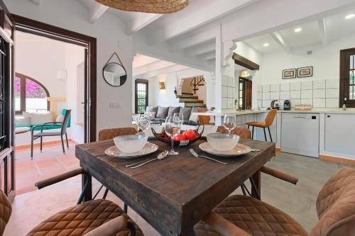 Casa Kirsten — 4-Star Luxury Hotel in Moraira, Spain